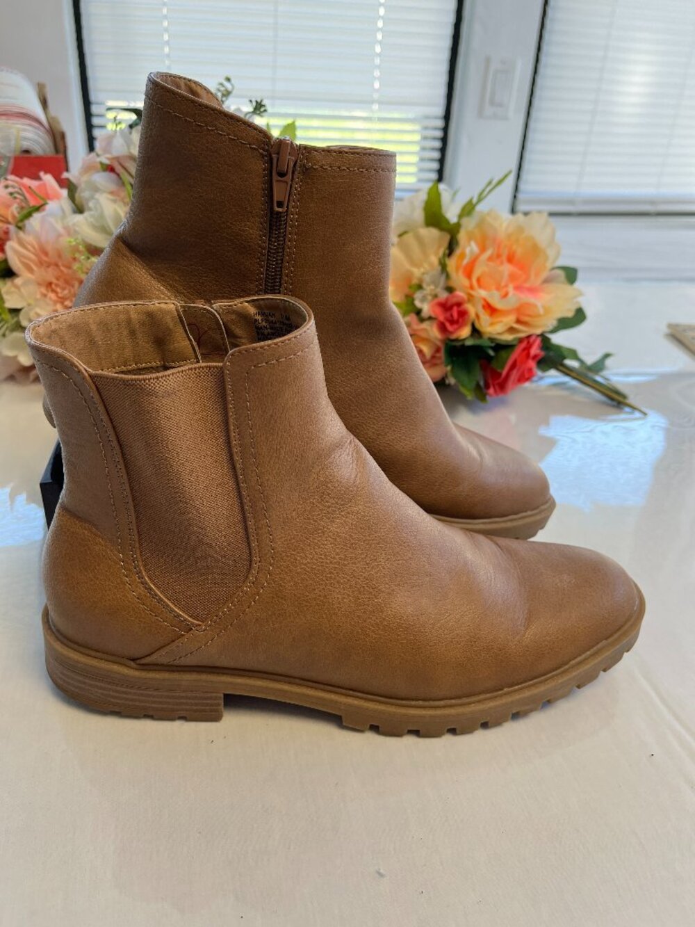 Wonderly Hannah Cognac Ankle Boots Side Zip Women 11M
